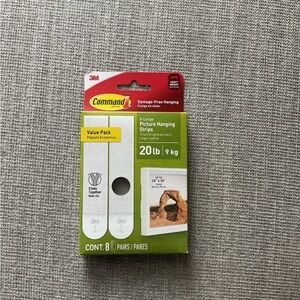 NWT Command 3M Picture Hanging Strips - White/Green Packaging-8 in a pack